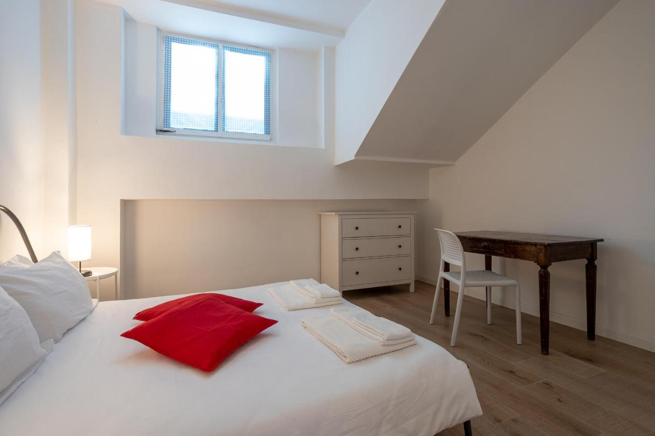 City Centre Apartment - 10 Minutes To Duomo - Free Wifi E Netflix — Photos 3