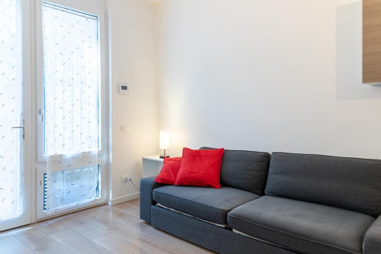 City Centre Apartment - 10 Minutes To Duomo - Free Wifi E Netflix — Photos 2